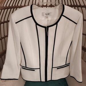 Jones Studeo  Separates Womans Blazer White & Black Career Zip Close Size 14